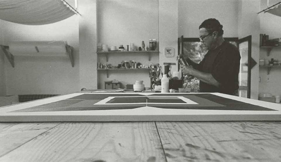 O artista em seu atelier em Petrópolis, ensaio de Ricardo de Hollanda.